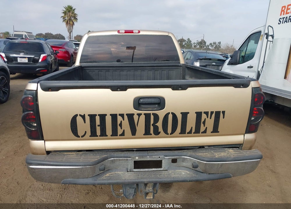 2004 CHEVROLET SILVERADO 1500 LS VIN: 2GCEC19T241343662