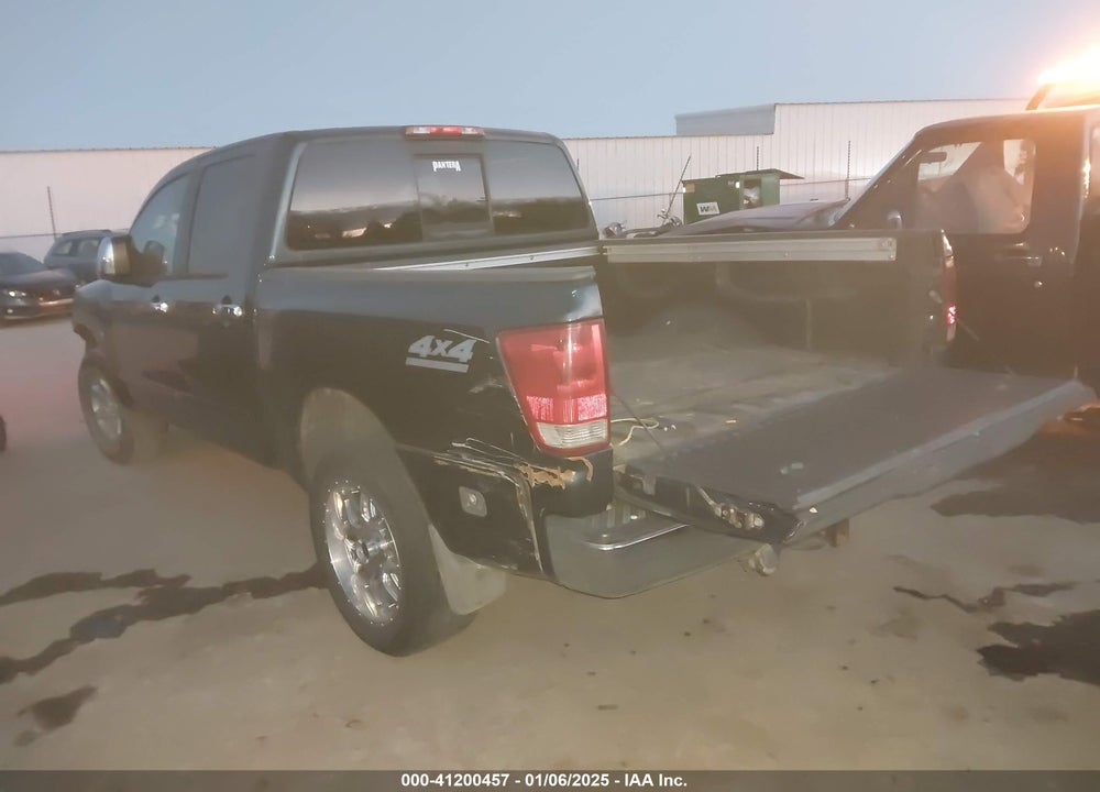 2004 NISSAN TITAN SE VIN: 1N6AA07B84N511373