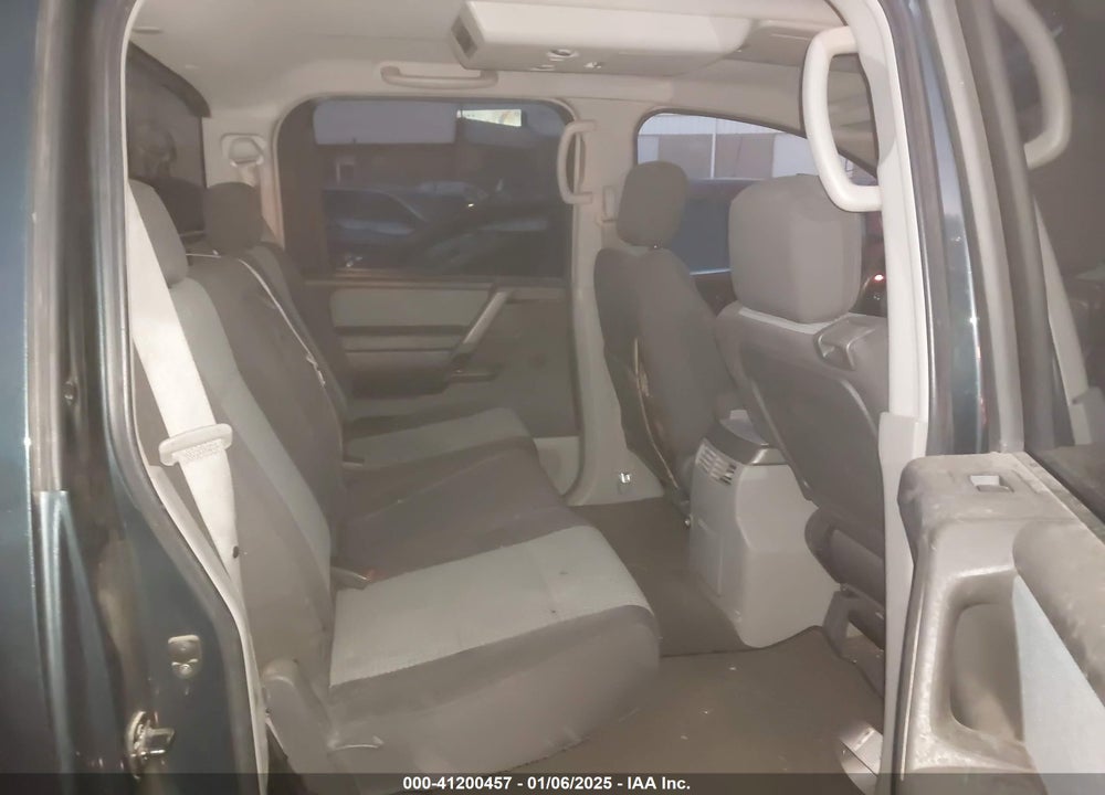2004 NISSAN TITAN SE VIN: 1N6AA07B84N511373