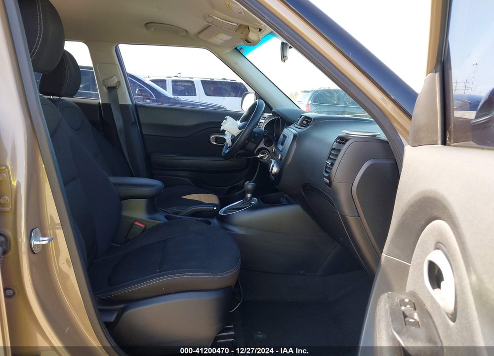 2015 KIA SOUL VIN: KNDJN2A28F7165554