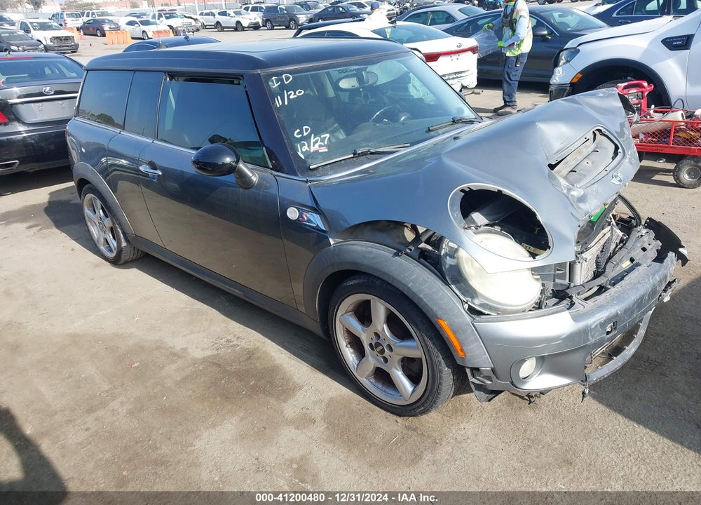 2008 MINI COOPER S CLUBMAN VIN: WMWMM335X8TP88002
