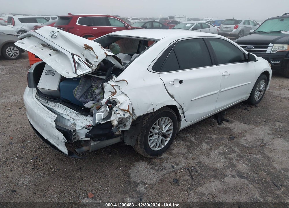 2017 TOYOTA CAMRY VIN: 4T1BF1FK8HU324075