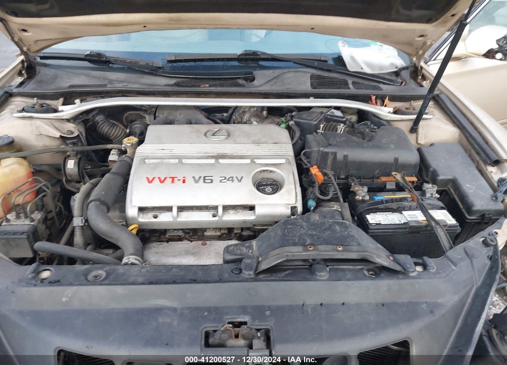 2002 LEXUS ES 300 VIN: JTHBF30G220046047