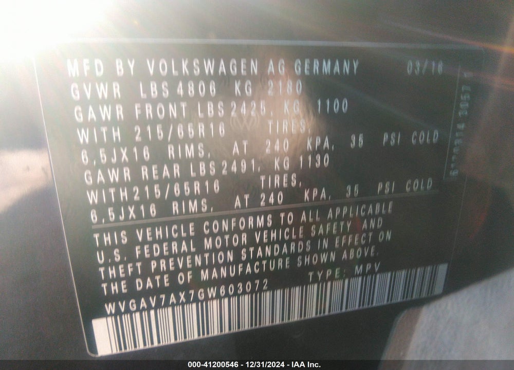 2016 VOLKSWAGEN TIGUAN S VIN: WVGAV7AX7GW603072