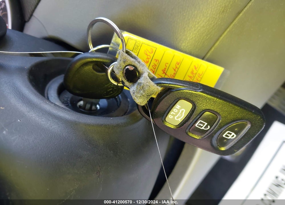 2013 HYUNDAI ELANTRA GLS VIN: KMHDH4AE3DU894971