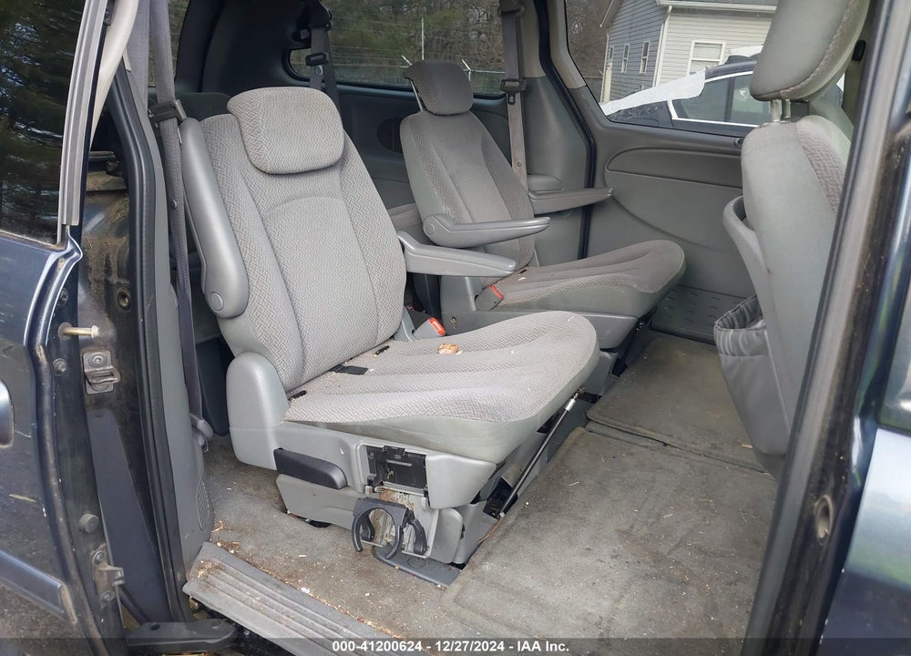 2007 DODGE GRAND CARAVAN SXT VIN: 2D4GP44L87R220592