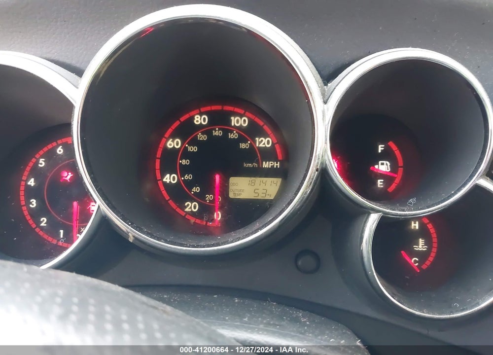 2004 TOYOTA MATRIX/XR VIN: 2T1KR32E84C222855