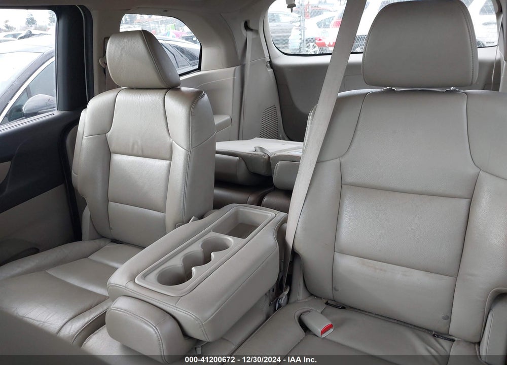 2015 HONDA ODYSSEY EX-L VIN: 5FNRL5H67FB029512
