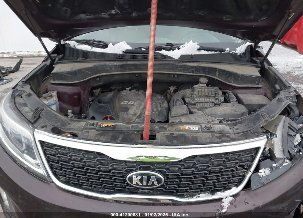 2015 KIA SORENTO LX VIN: 5XYKTDA68FG656024