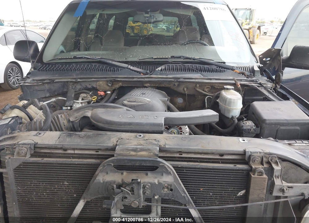 2004 CHEVROLET SUBURBAN 1500 LS VIN: 1GNEC16Z34J133058