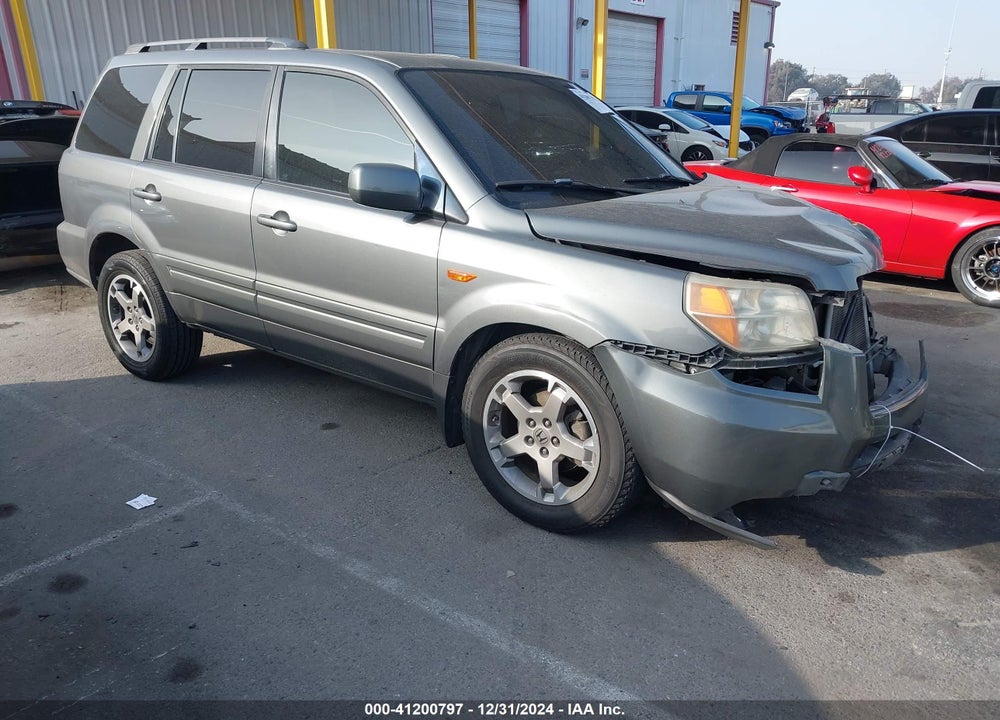 2007 HONDA PILOT EX-L VIN: 5FNYF28797B005725
