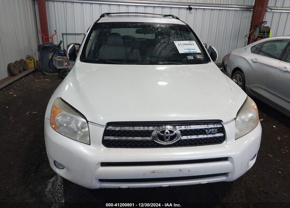 2008 TOYOTA RAV4 LIMITED V6 VIN: JTMBK31V185045381