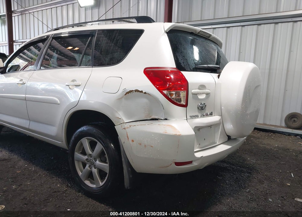 2008 TOYOTA RAV4 LIMITED V6 VIN: JTMBK31V185045381