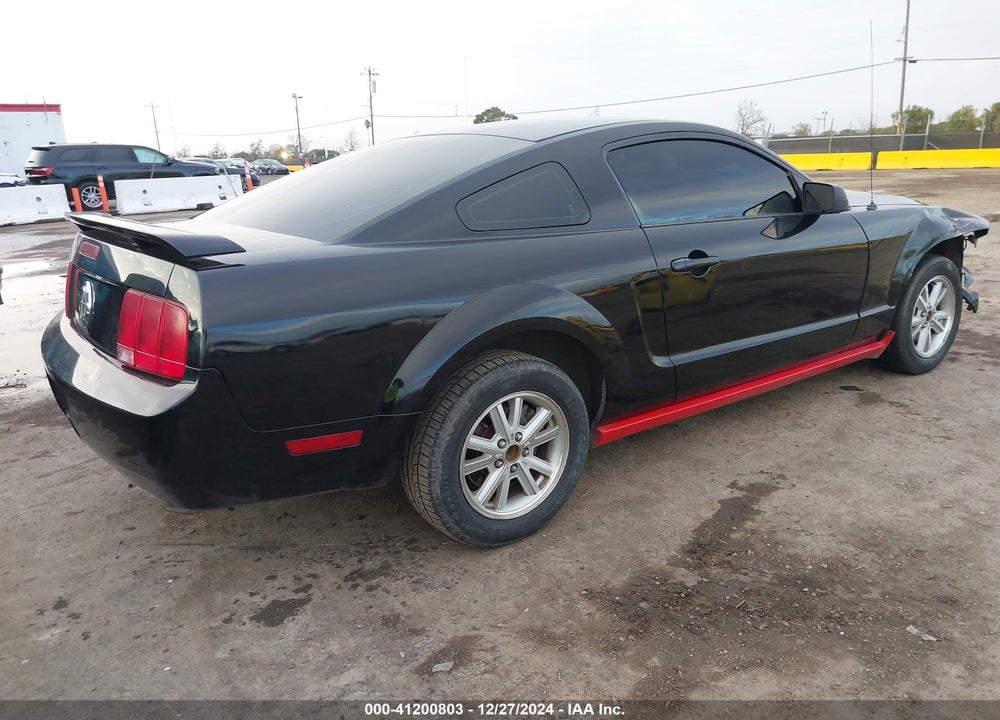 2006 FORD MUSTANG V6 VIN: 1ZVHT80N465118548