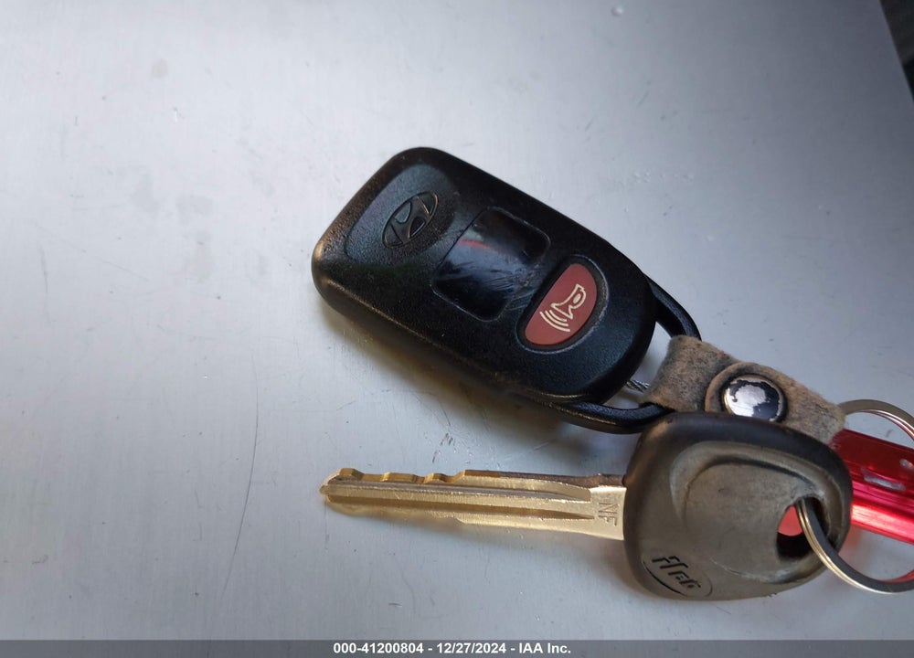 2013 HYUNDAI ELANTRA GLS VIN: KMHDH4AE8DU800924