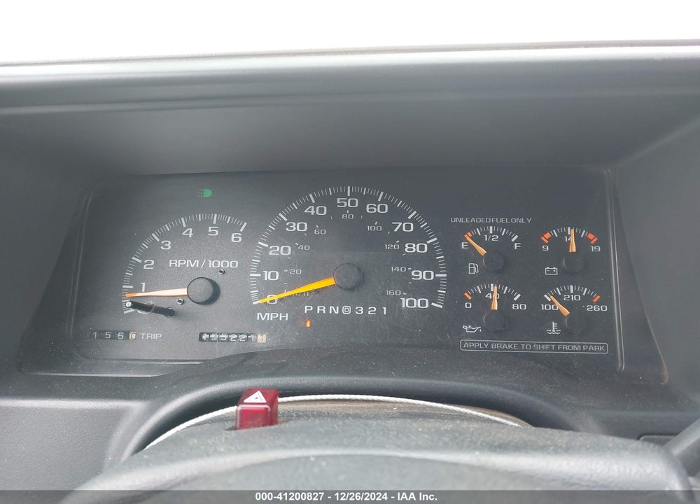 1999 CHEVROLET SUBURBAN 2500 VIN: 1GNGK26J3XJ425843