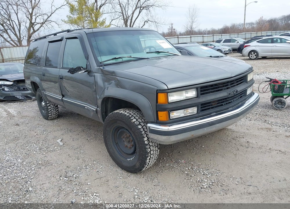 1999 CHEVROLET SUBURBAN 2500 VIN: 1GNGK26J3XJ425843