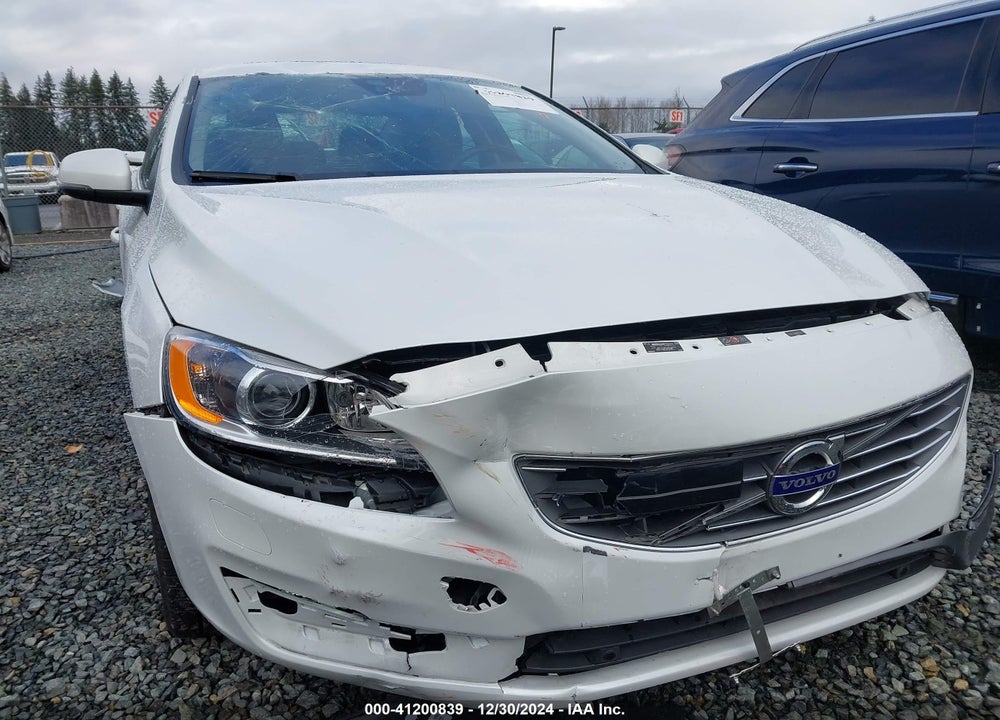 2017 VOLVO S60 INSCRIPTION T5 PLATINUM VIN: LYV402TM2HB196341