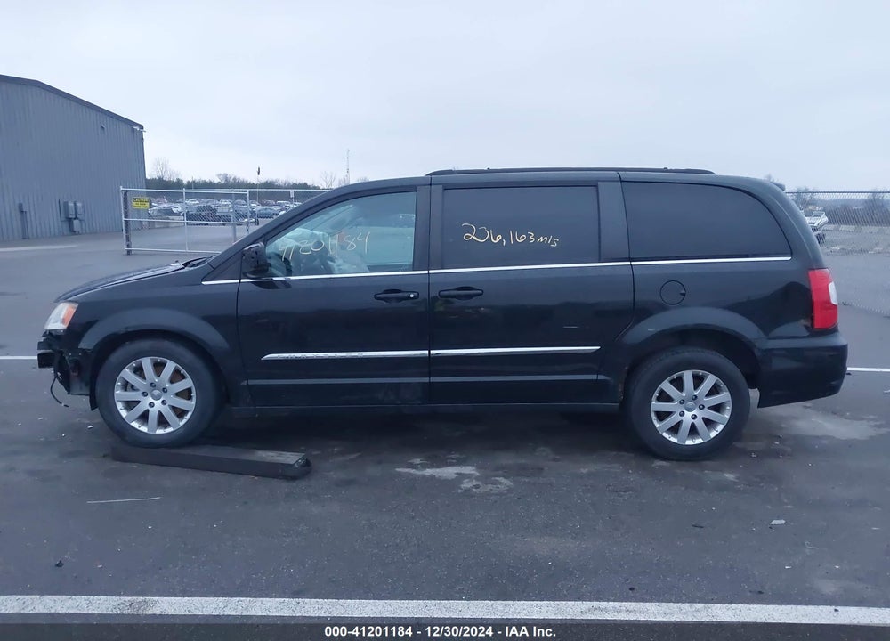 2013 CHRYSLER TOWN & COUNTRY TOURING VIN: 2C4RC1BG4DR557665