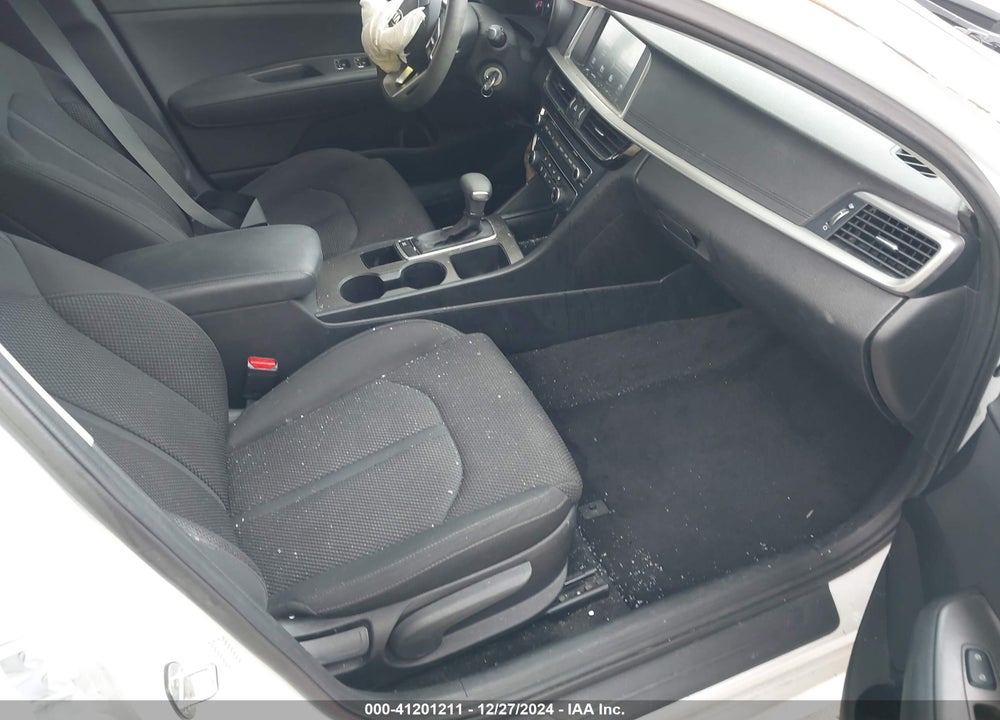 2020 KIA OPTIMA VIN: 5XXGT4L31LG427080