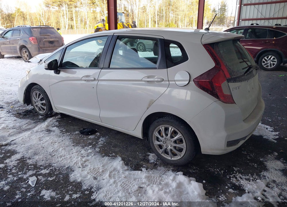 2019 HONDA FIT LX VIN: 3HGGK5H48KM729183