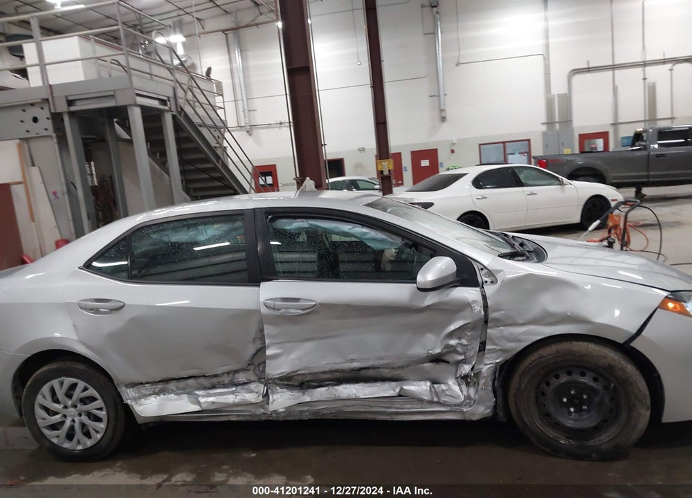 2019 TOYOTA COROLLA LE VIN: 5YFBURHE0KP899744