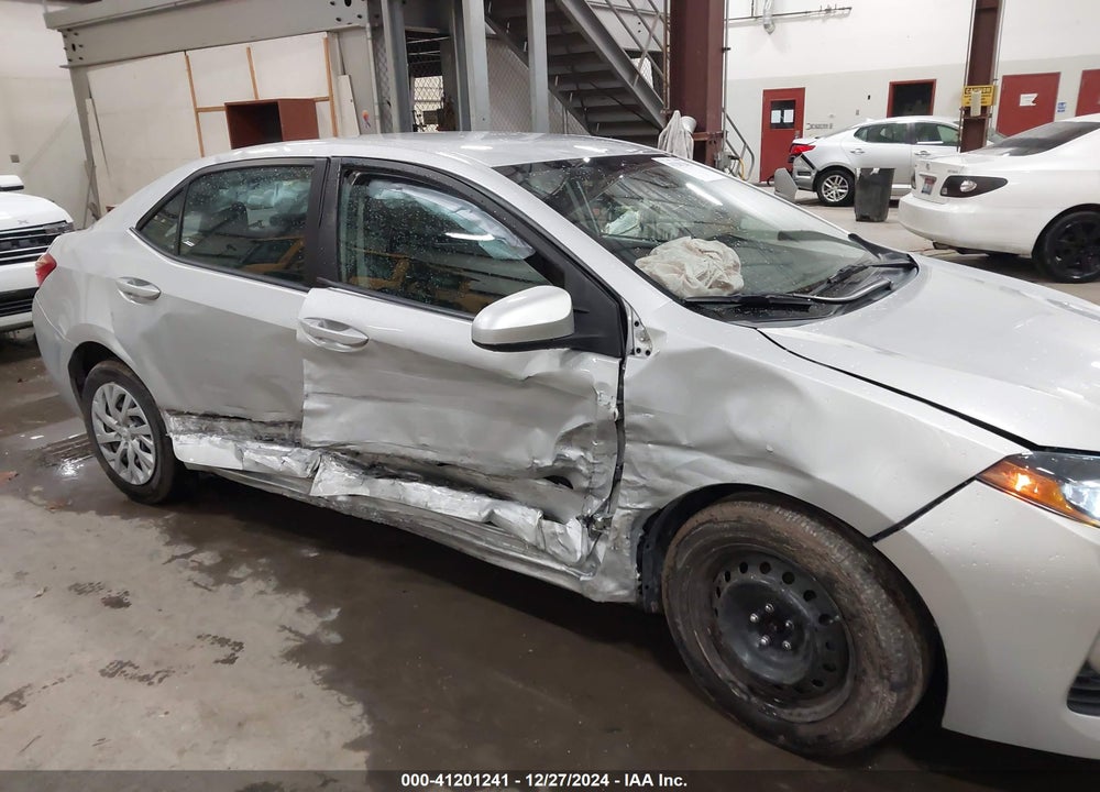 2019 TOYOTA COROLLA LE VIN: 5YFBURHE0KP899744