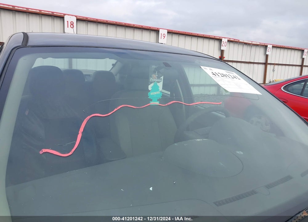 2011 FORD FOCUS S VIN: 1FAHP3EN4BW120152