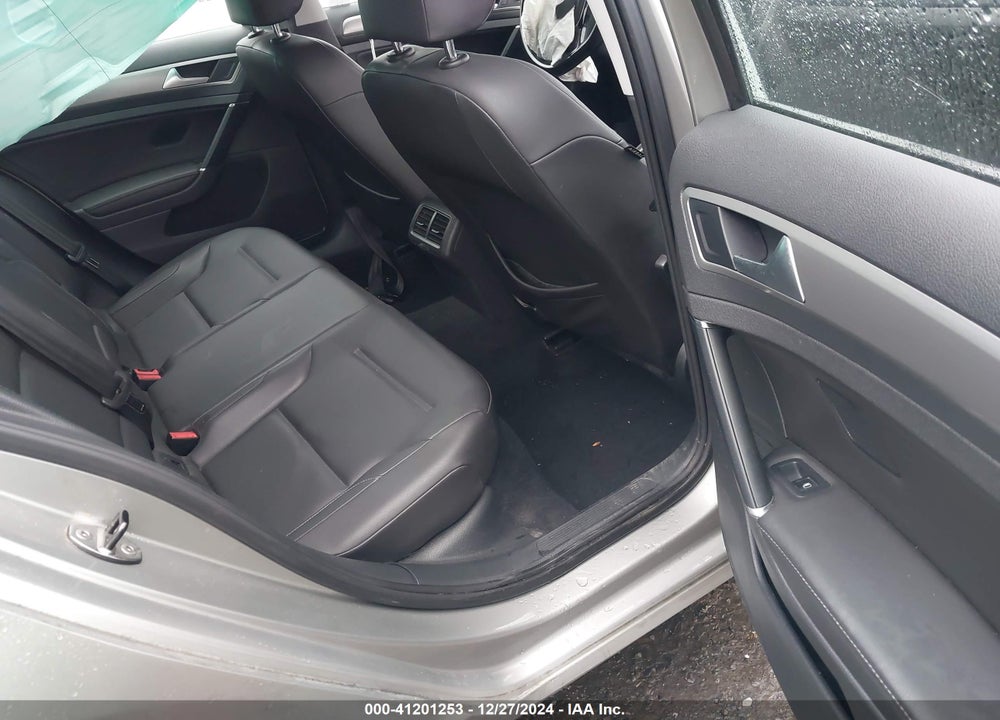 2015 VOLKSWAGEN GOLF TSI S 4-DOOR VIN: 3VW217AU4FM047731