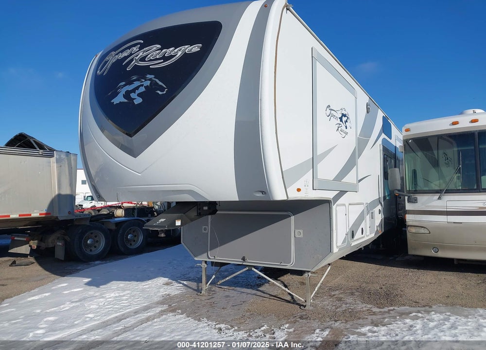 2019 OPEN RANGE 5TH WHEEL TRAVEL TRAILER VIN: 58TCH0BV0K3BD3111