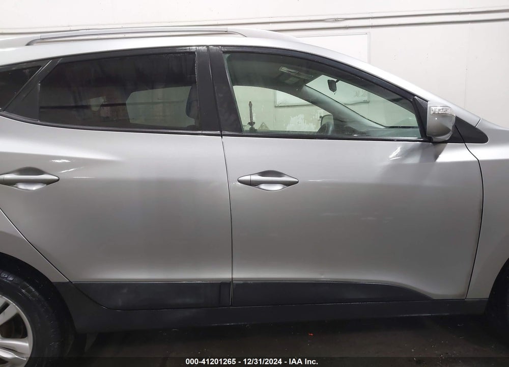 2013 HYUNDAI TUCSON GLS VIN: KM8JUCAC5DU757666