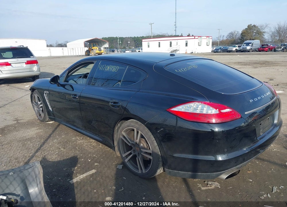 2013 PORSCHE PANAMERA 4 VIN: WP0AA2A79DL016744