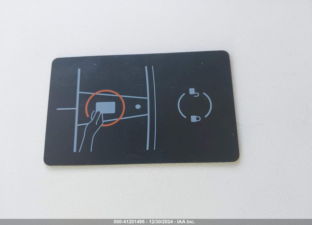 2023 TESLA MODEL X VIN: 7SAXCDE5XPF410353