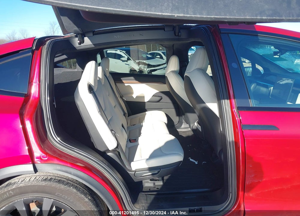 2023 TESLA MODEL X VIN: 7SAXCDE5XPF410353