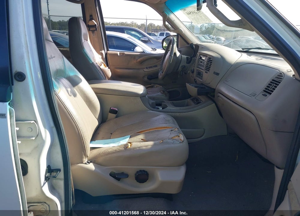 2000 FORD EXPEDITION EDDIE BAUER VIN: 1FMRU17L7YLA28790