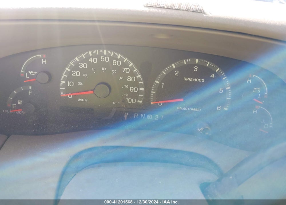 2000 FORD EXPEDITION EDDIE BAUER VIN: 1FMRU17L7YLA28790