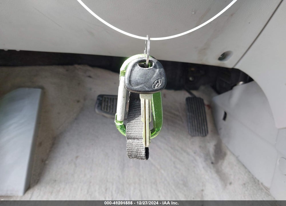 2008 HYUNDAI ELANTRA VIN: KMHDU46D88U322358