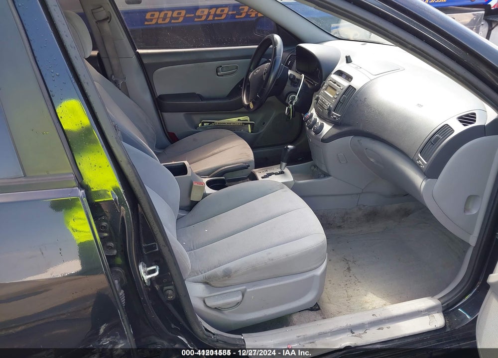 2008 HYUNDAI ELANTRA VIN: KMHDU46D88U322358