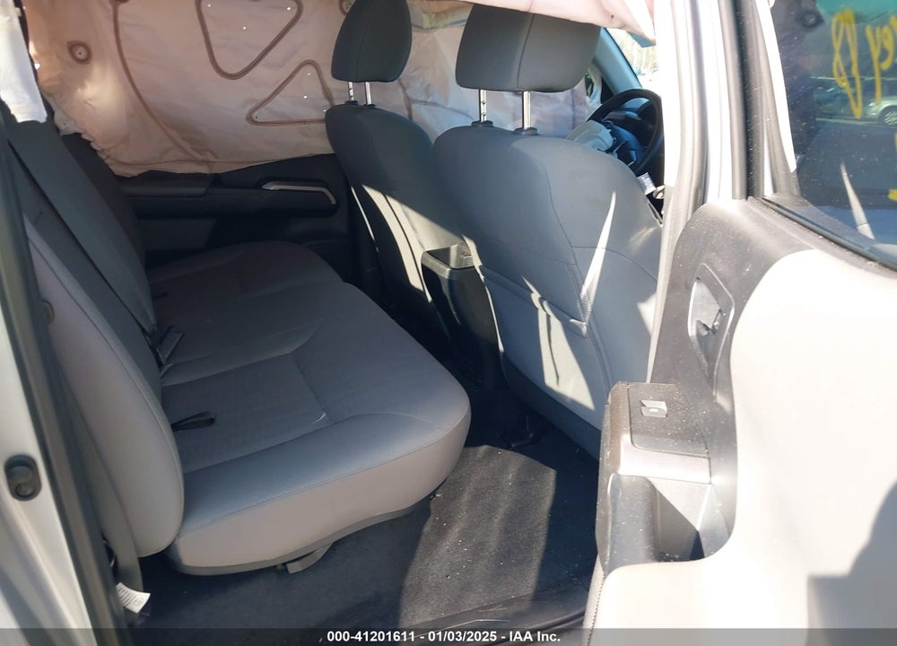 2019 TOYOTA TACOMA SR5 V6 VIN: 3TMAZ5CN7KM079570