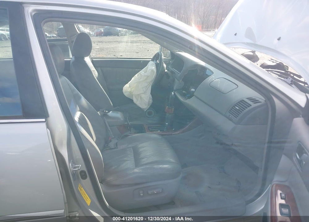 2004 TOYOTA CAMRY XLE VIN: 4T1BE30K54U868728