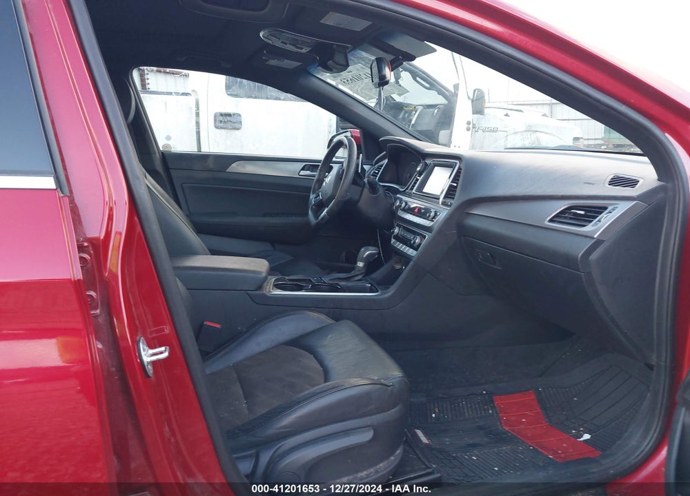 2018 HYUNDAI SONATA VIN: 5NPE34AF4JH678925