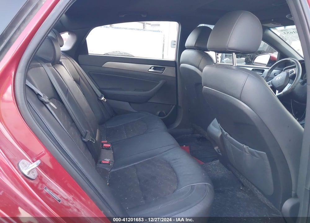 2018 HYUNDAI SONATA VIN: 5NPE34AF4JH678925