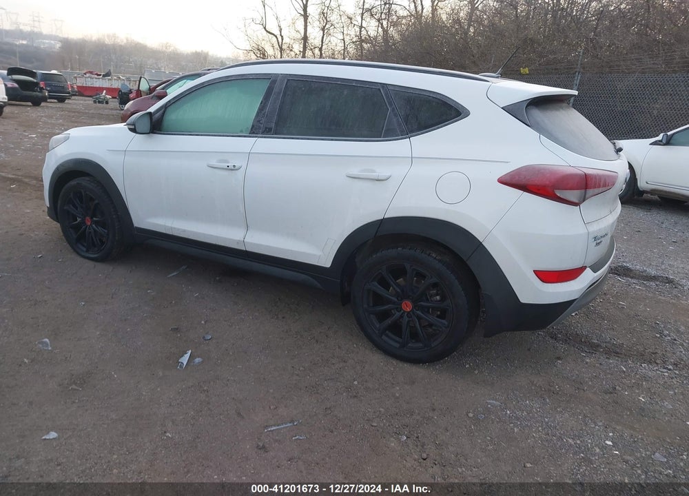 2017 HYUNDAI TUCSON NIGHT VIN: KM8J3CA26HU543379