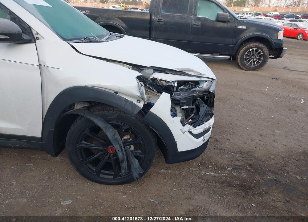 2017 HYUNDAI TUCSON NIGHT VIN: KM8J3CA26HU543379