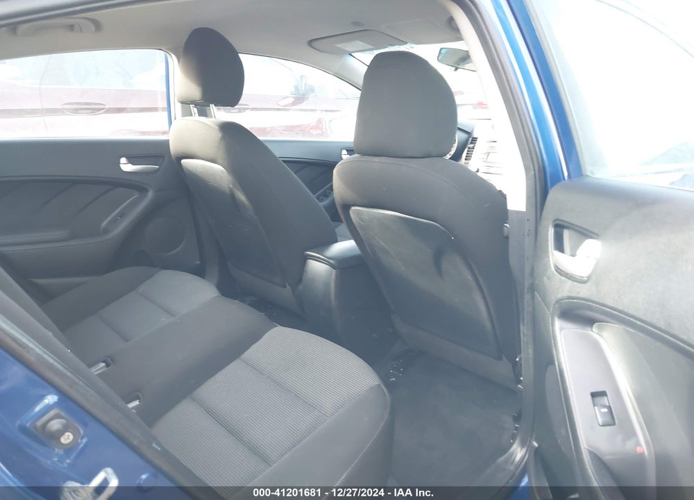 2017 KIA FORTE LX VIN: 3KPFK4A71HE120903