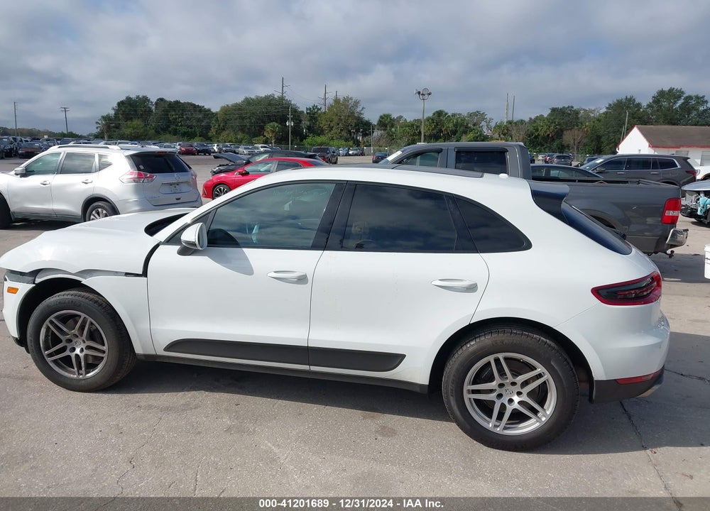 2018 PORSCHE MACAN SPORT EDITION VIN: WP1AA2A55JLB04313