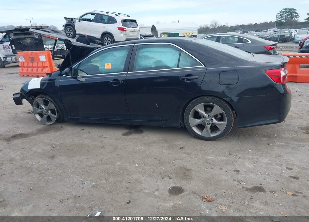 2014 TOYOTA CAMRY SE SPORT VIN: 4T1BF1FK7EU850239