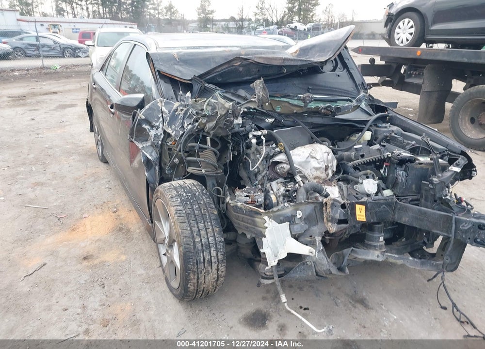 2014 TOYOTA CAMRY SE SPORT VIN: 4T1BF1FK7EU850239
