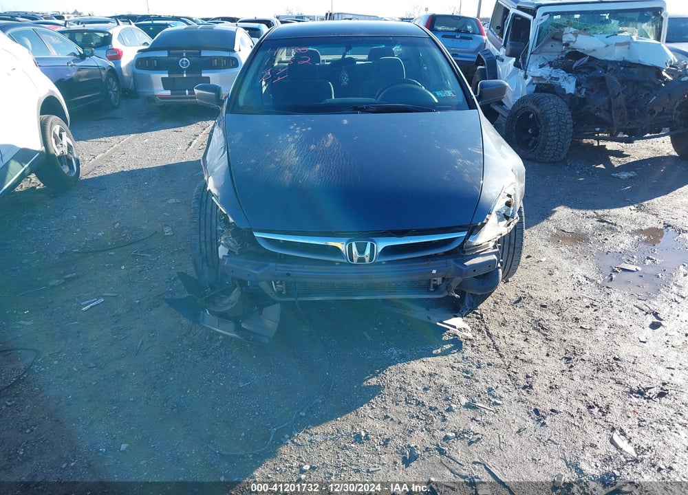 2007 HONDA ACCORD VIN: 1HGCM56337A017302