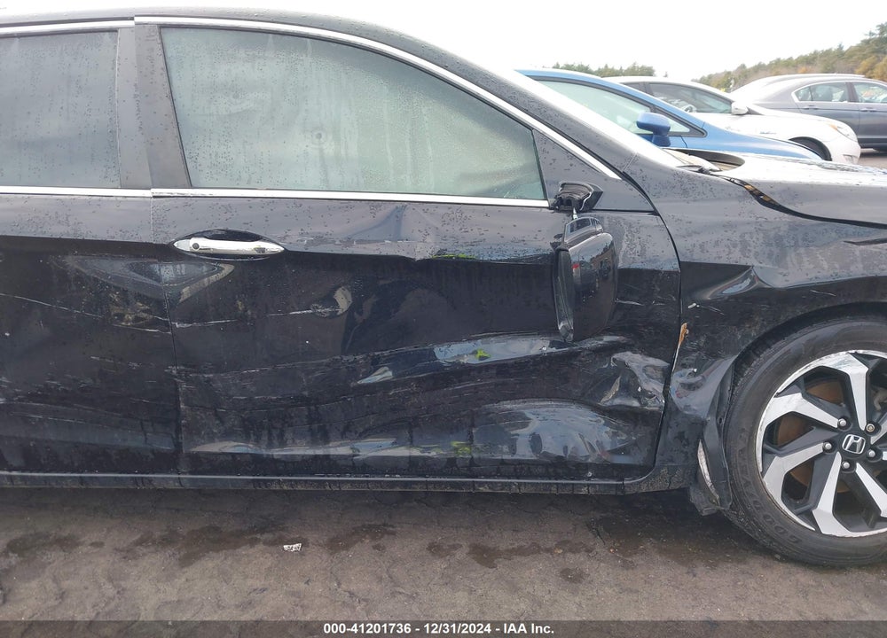 2016 HONDA ACCORD VIN: 1HGCR2F86GA244625